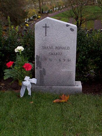 Headstone of Shane Ronald Swartz