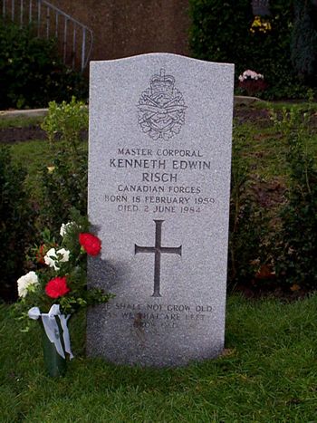 Headstone of Kenneth Edwin Risch