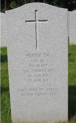 Headstone of Bradford Kenneth Thomas