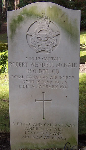 Headstone of Robert Wendell McNair