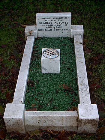 Headstone of Bradley A. Boyle