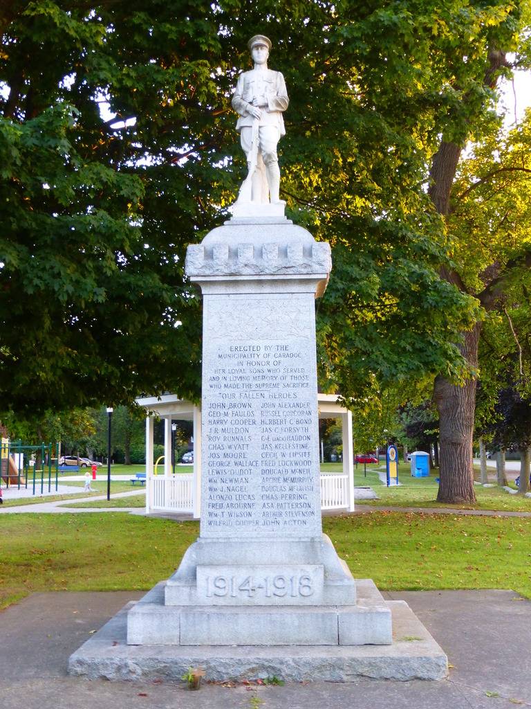 Mount Brydges Cenotaph