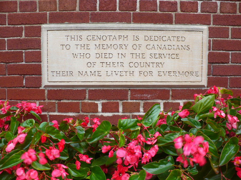 right and left sides inscriptions