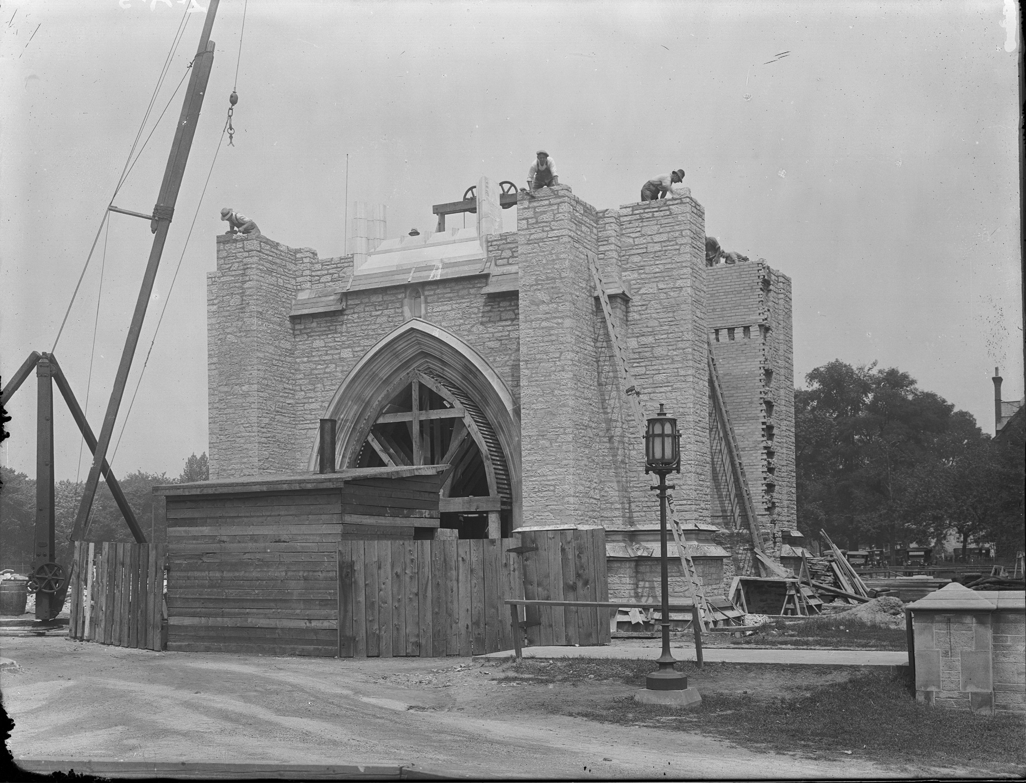 Soldiers’ Tower under construction, June 1923.