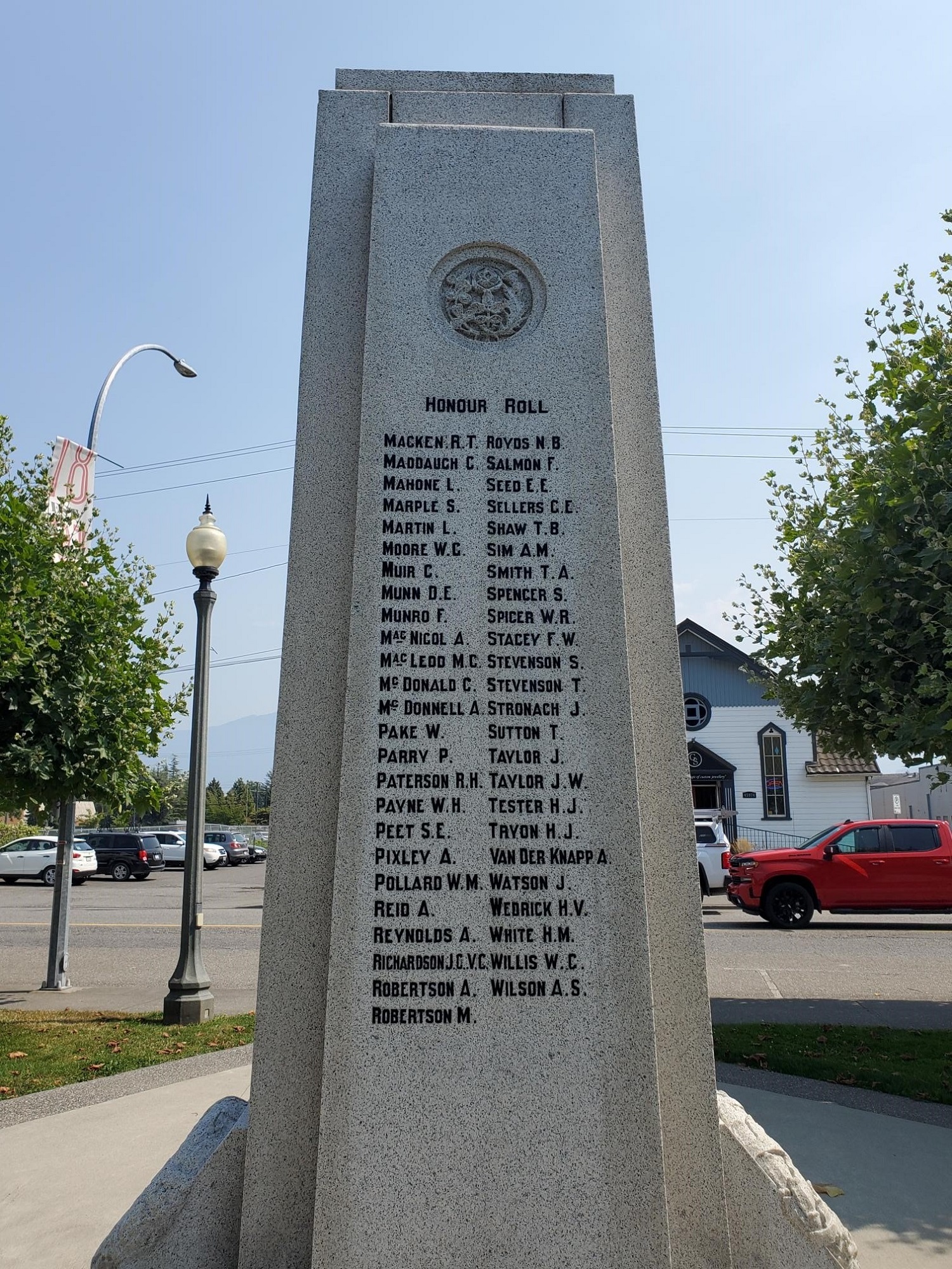 Chilliwack Cenotaph - National Inventory of Canadian Military Memorials ...