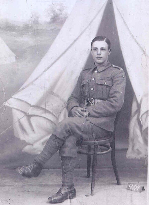 Photo of Harold Roberts