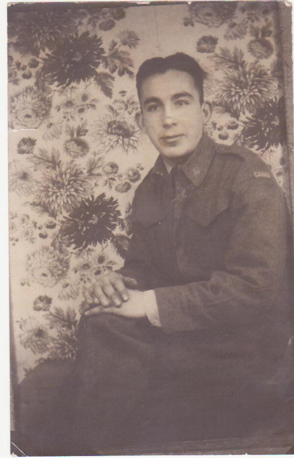 Photo of LOUIS SAWDO
