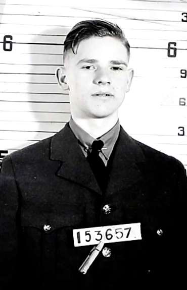 Photo of OLIVER HANTON MENNIE