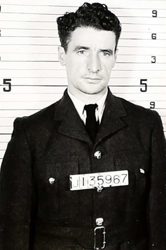 Photo of EARL KITCHENER MADEN