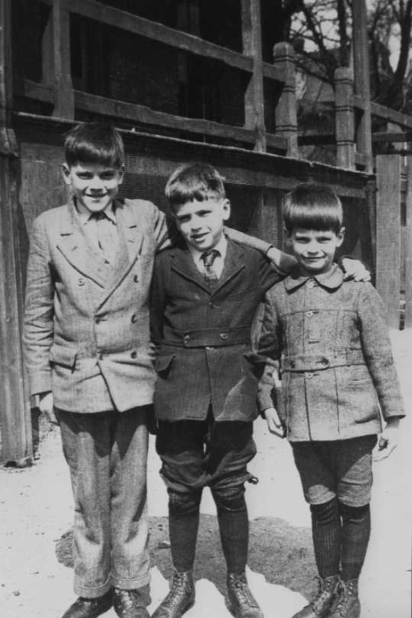 Photo of Norman Barrett