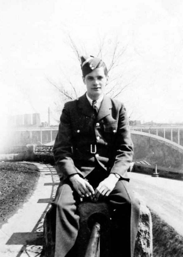 Photo of Norman Barrett