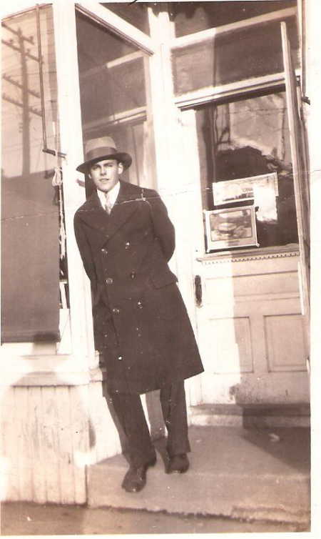 Photo of JOHN LESLIE BRADBURY