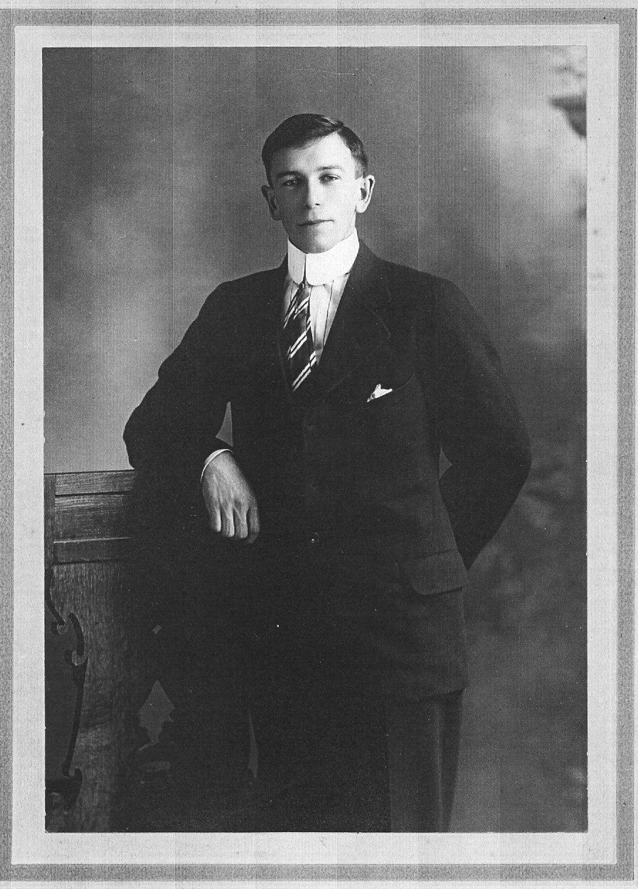 Photo of Harold Burnside Harris