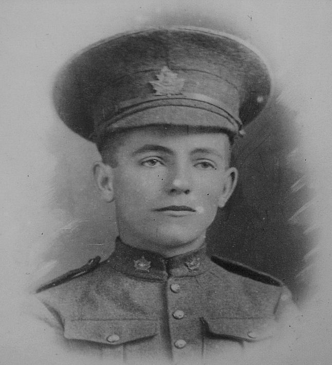 Photo of Leonard Manston