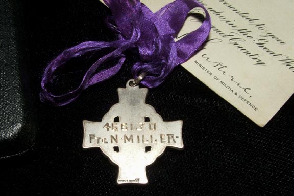medal (back)