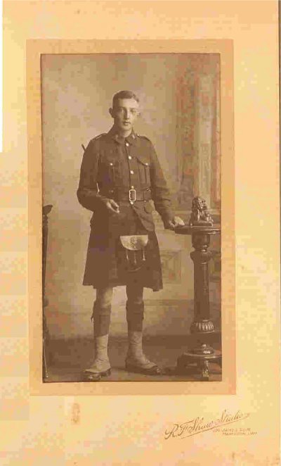 Photo of Lorne Mount