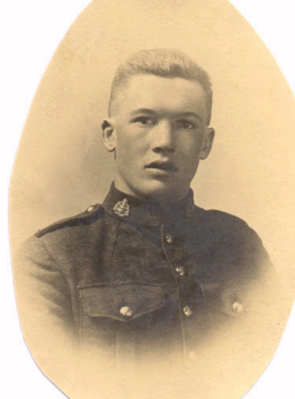 Photo of Robert Bernon Mumford