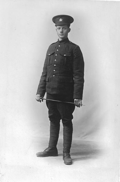 Photo of Jospeh Gordon