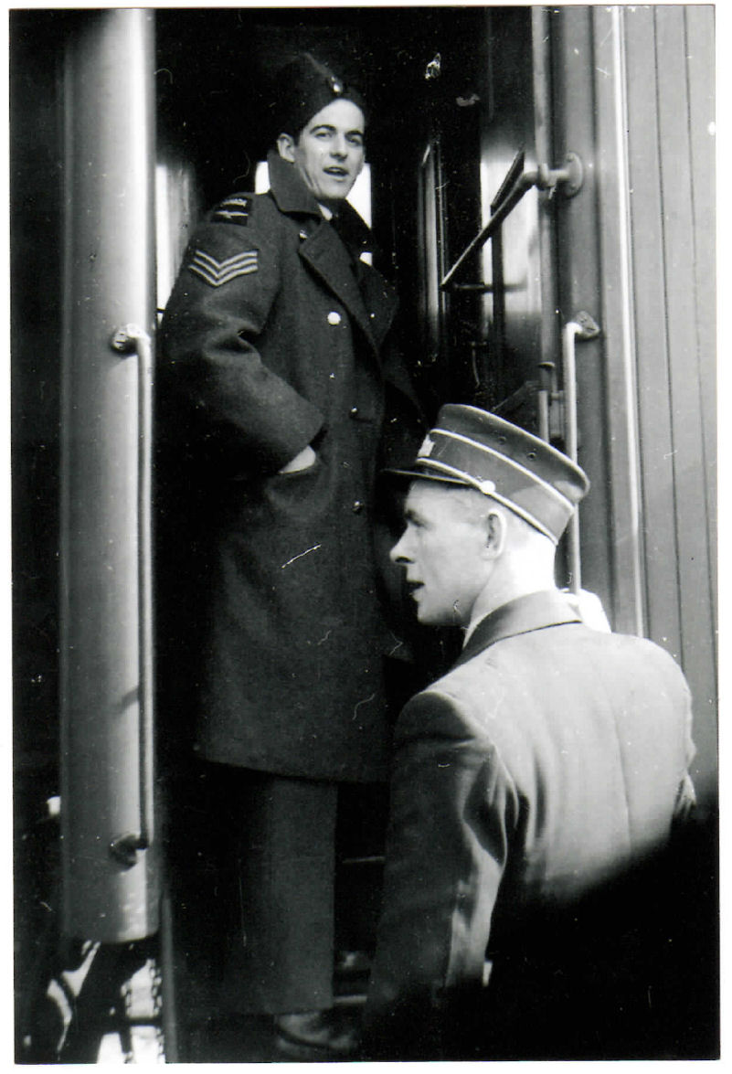 Photo of Gordon Harrison