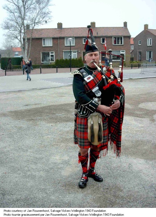 Bagpiper