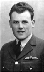 Photo of Lynn Harvey