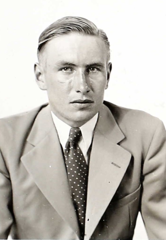 Photo of Douglas Hartley Petch
