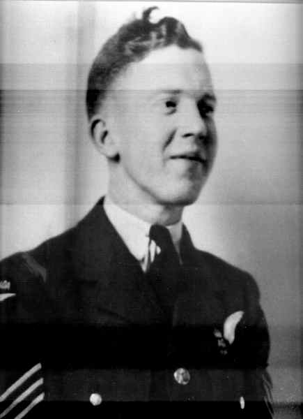 Photo of Gordon Best, 1944