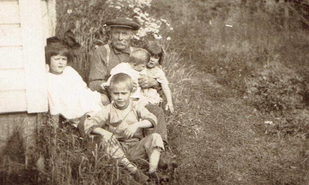 Photo of Robert Weaver Burke