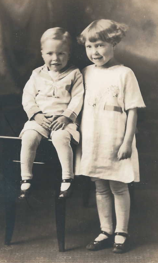 Photo of ELWIN THOMAS HUNKING