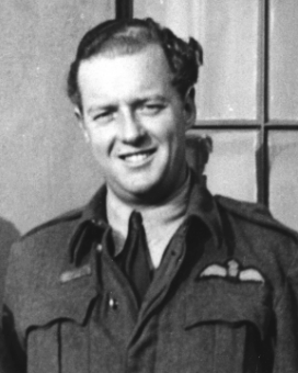 Photo of Leslie William Hunt