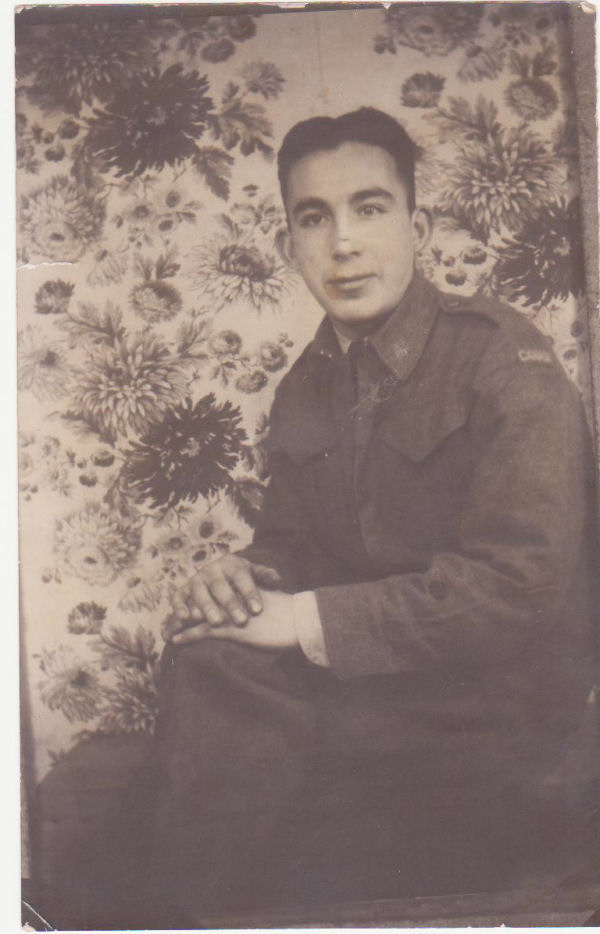 Photo of LOUIS SAWDO