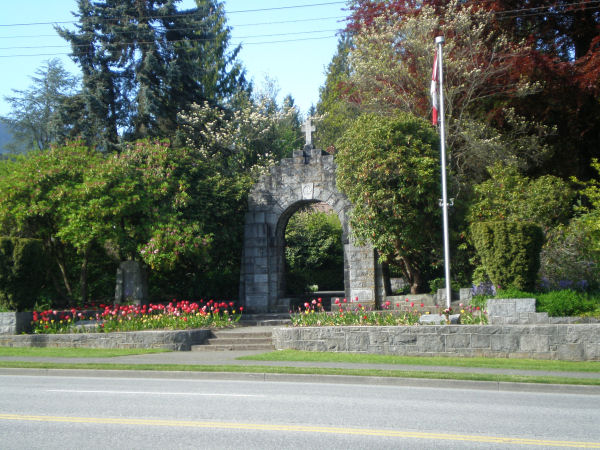 Memorial Arch