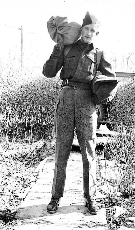 Photo of Leslie Frank Bull