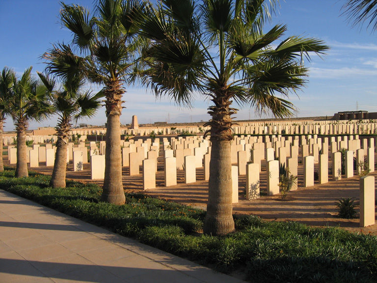 Knightsbridge War Cemetery, Acroma