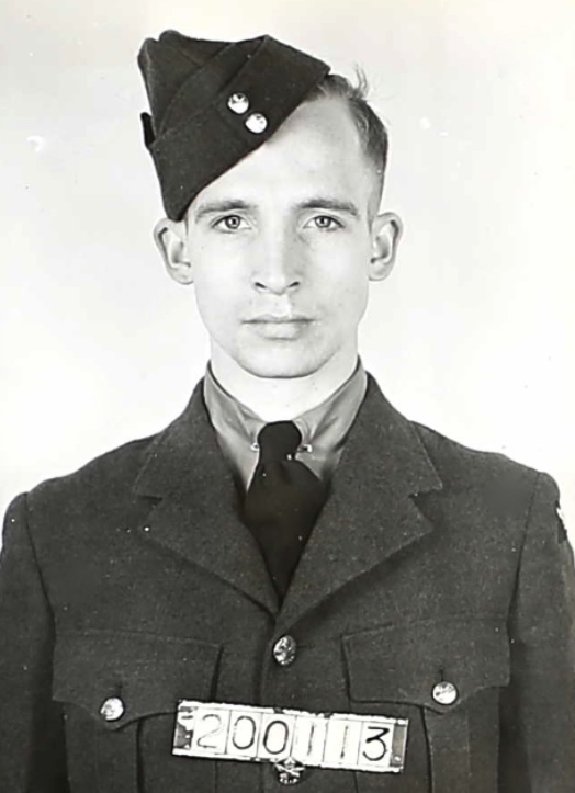 Photo of KENNETH MORRIS HAMMOND