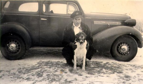 Photo of Les Payne and Buck