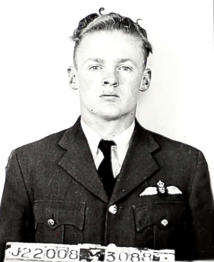 Photo of GEORGE DEWAR MACLEOD