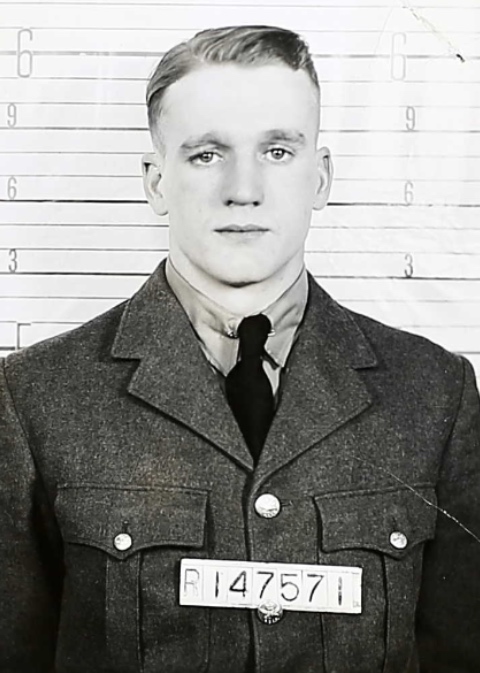 Photo of NOEL HARVEY MOYSEY