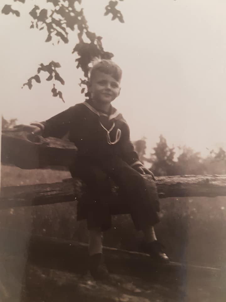 Photo of Wallace Victor John Burdis