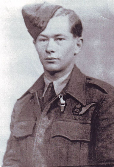 Photo of Pilot Officer Hinrik Guttormson