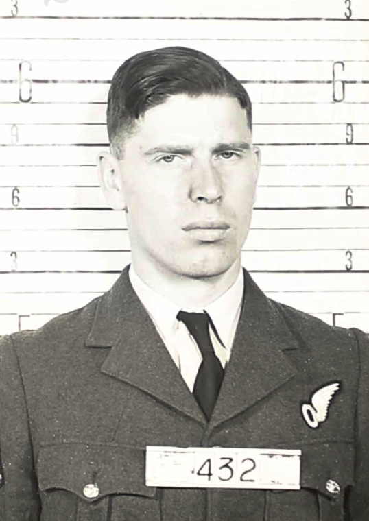 Photo of EVERETT VICTOR LEE