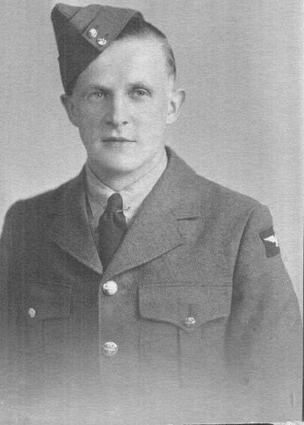 Photo of Harold Vernon Tracey