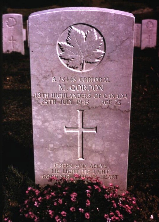 Headstone of Morley Gordon