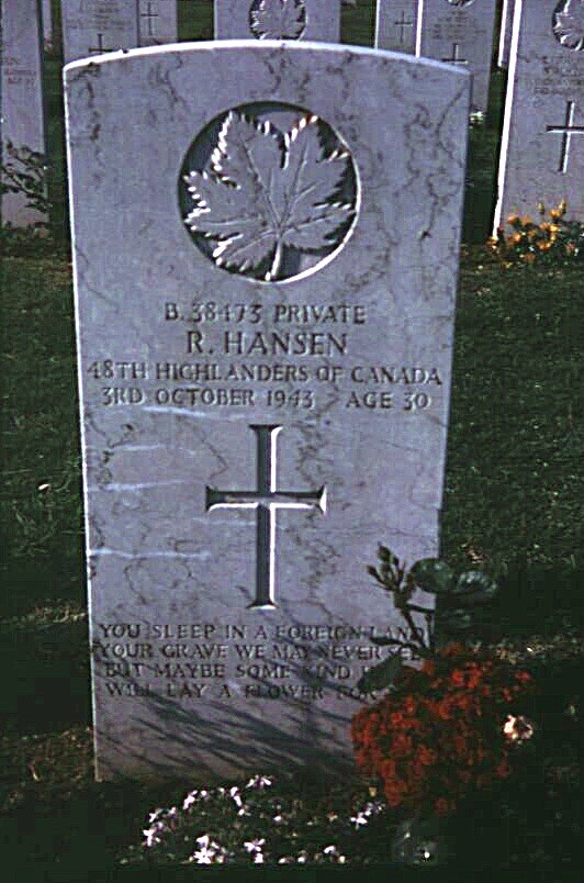 Headstone of Raymond Hansen