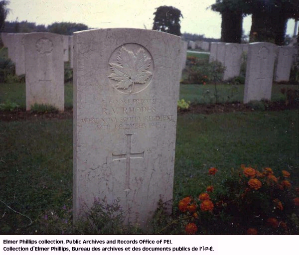 Grave marker for R.V. Rhodes