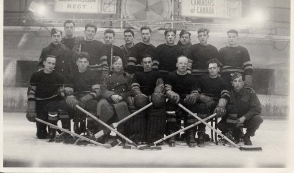 Algonquin Regiment Hockey Team