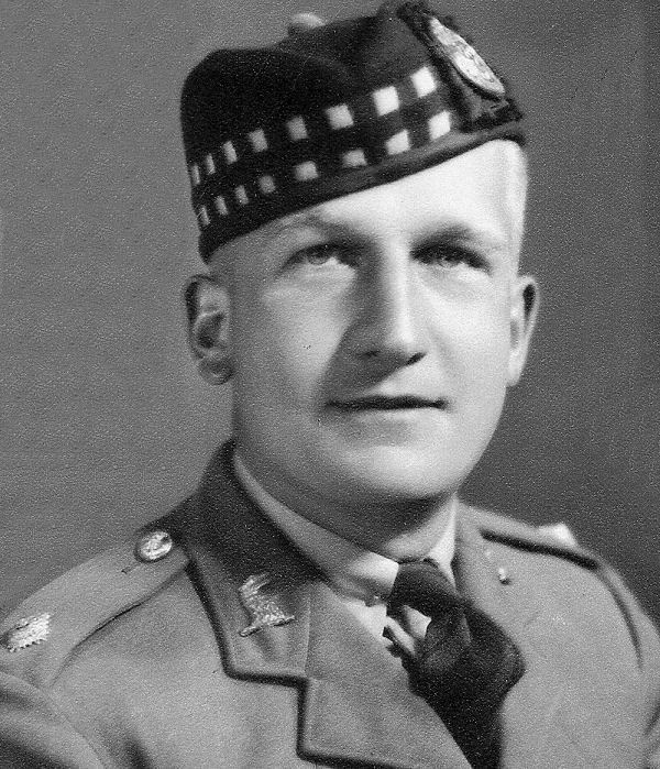 Photo of Harold McCutcheon