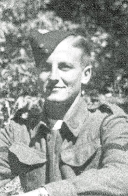 Photo of Gordon Lennox