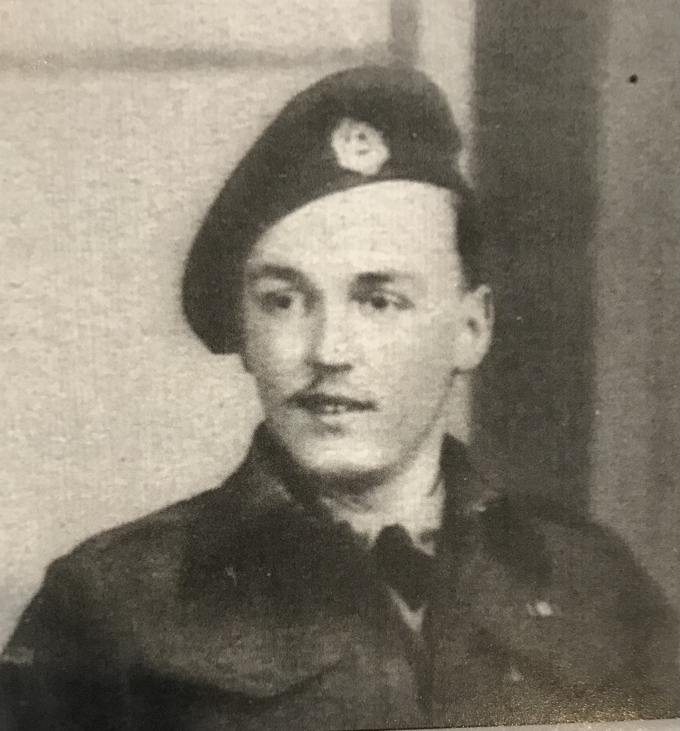 Photo of Gordon William Lindsay