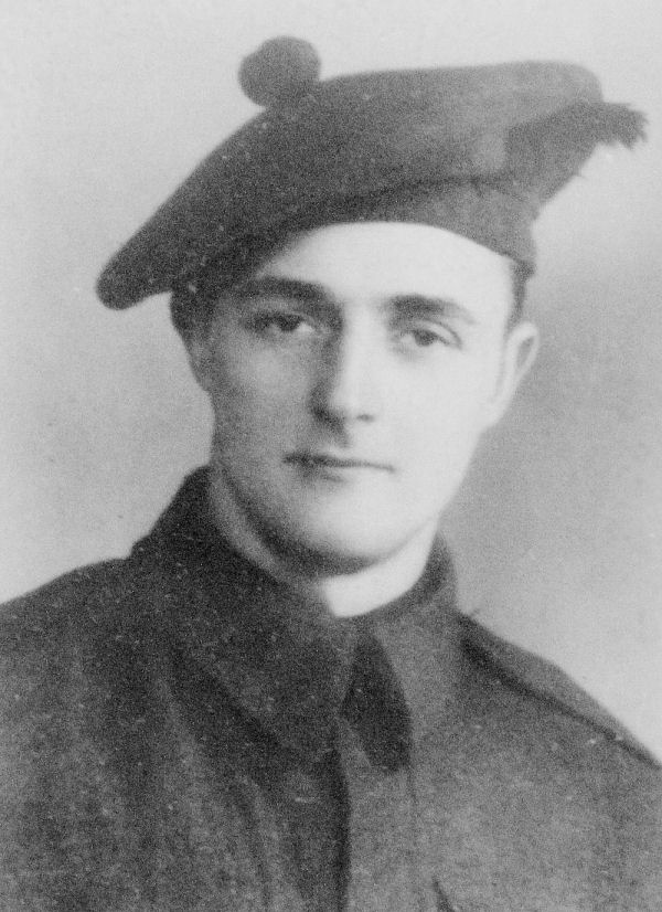 Photo of Robert Naughton